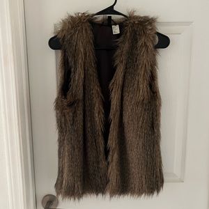 Fur vest